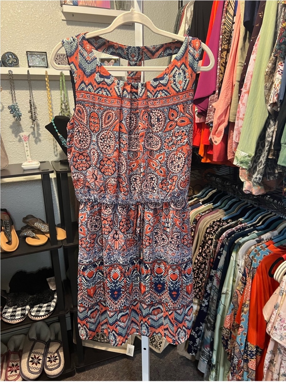 Enfocus Studio Coral & Navy Printed Sleeveless Midi Dress
